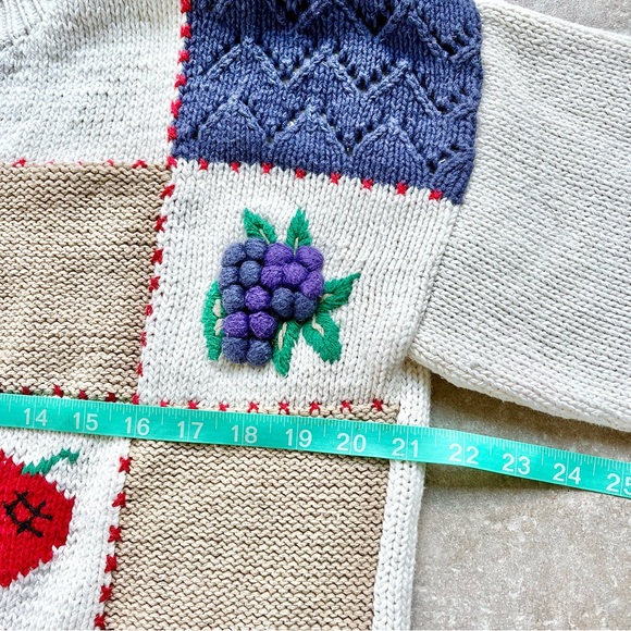 Vintage Knitted Patchwork Cardigan Women’s Red White Blue Fruits Sunflower Large - Picture 11 of 12